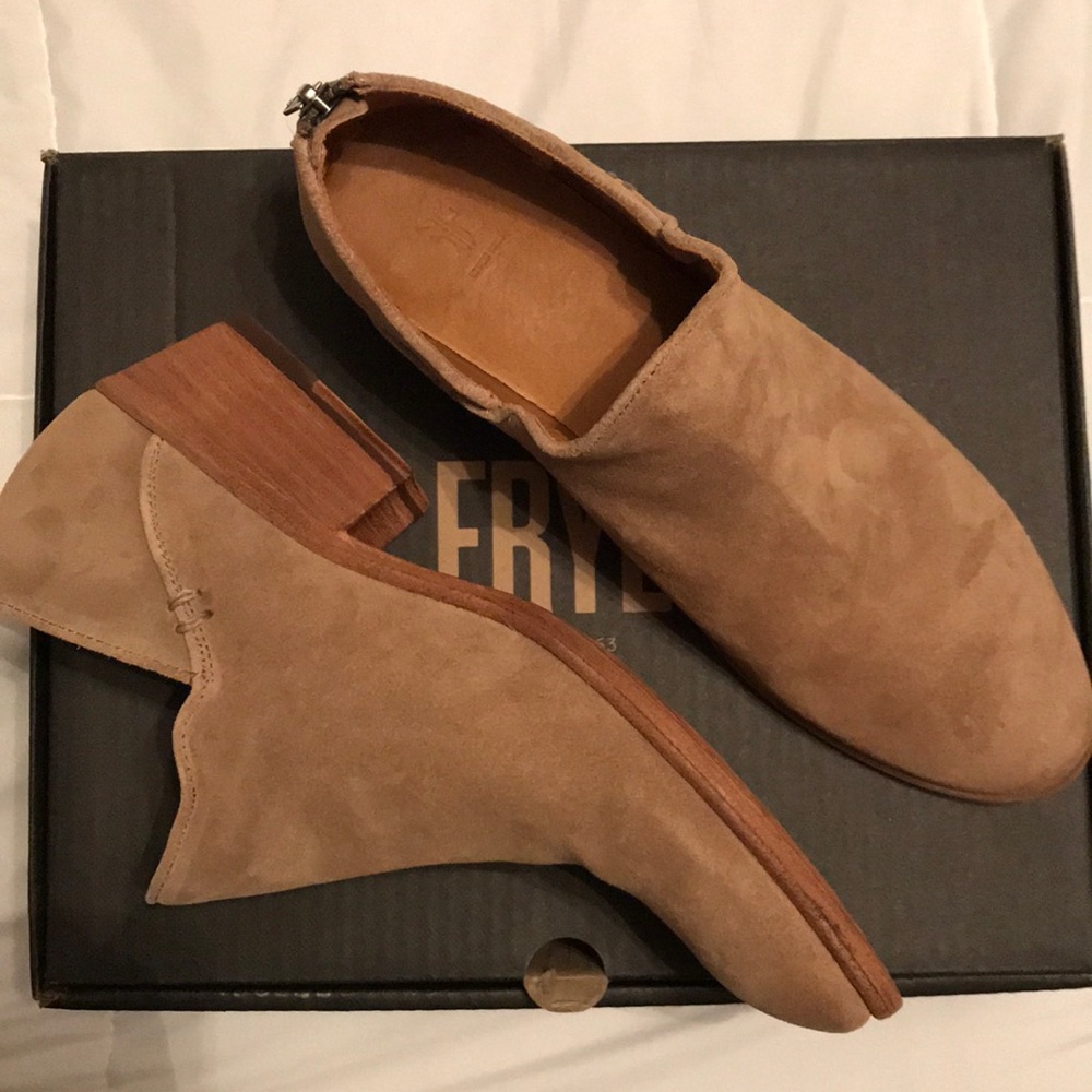 Frye Carson Shootie 10m
